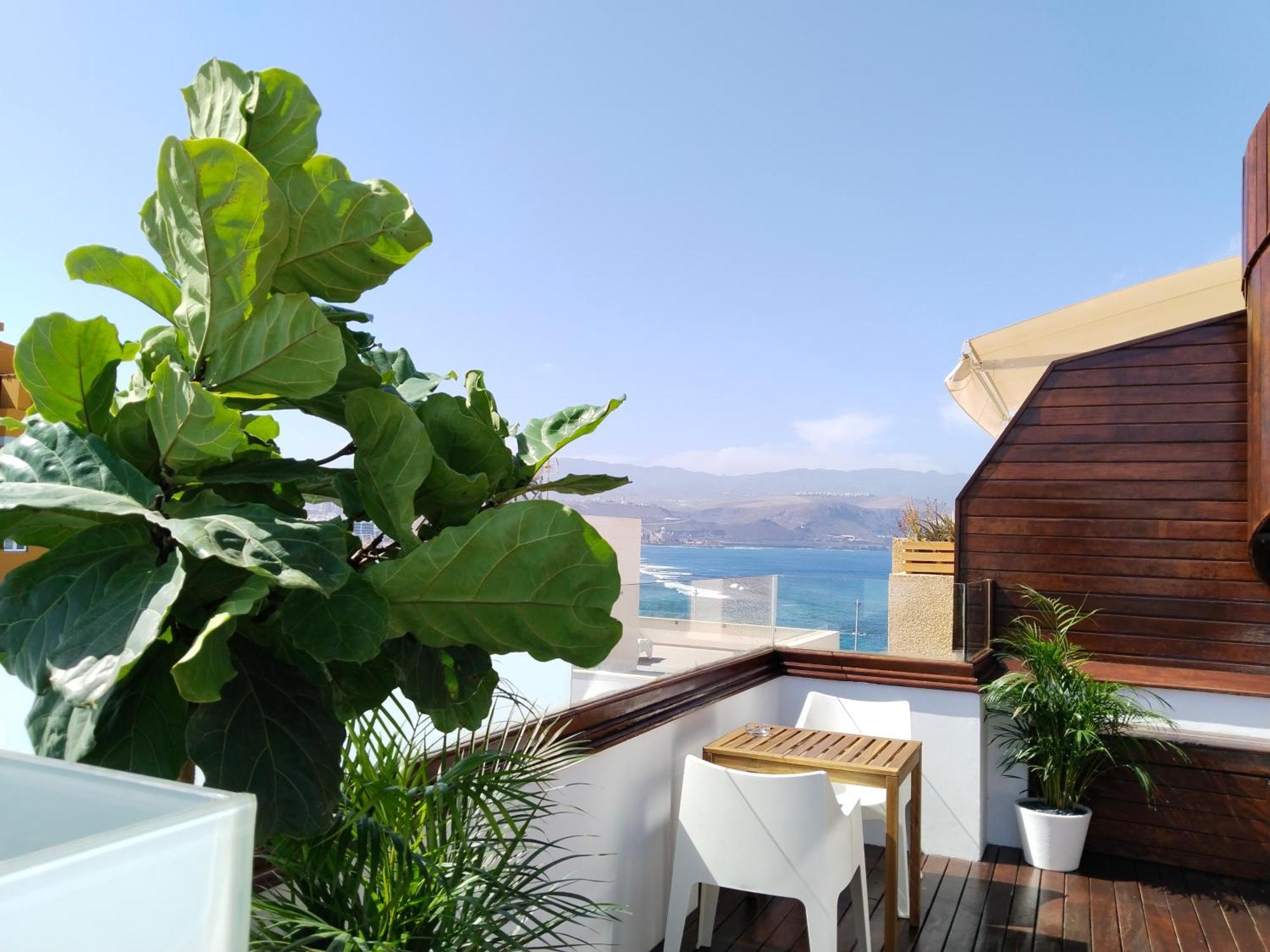 Wavia Hotel - Adults Only Лас-Пальмас-де-Гран-Канария Экстерьер фото